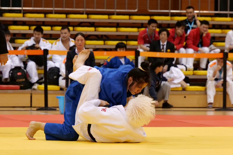 马卡：与中东和俄罗斯不同，美资正在通过收购改变欧洲足球