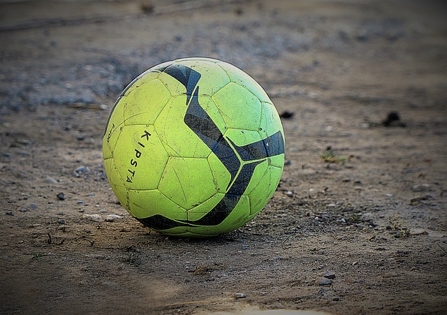 英超球队伤病更新：曼城多名球员缺阵,