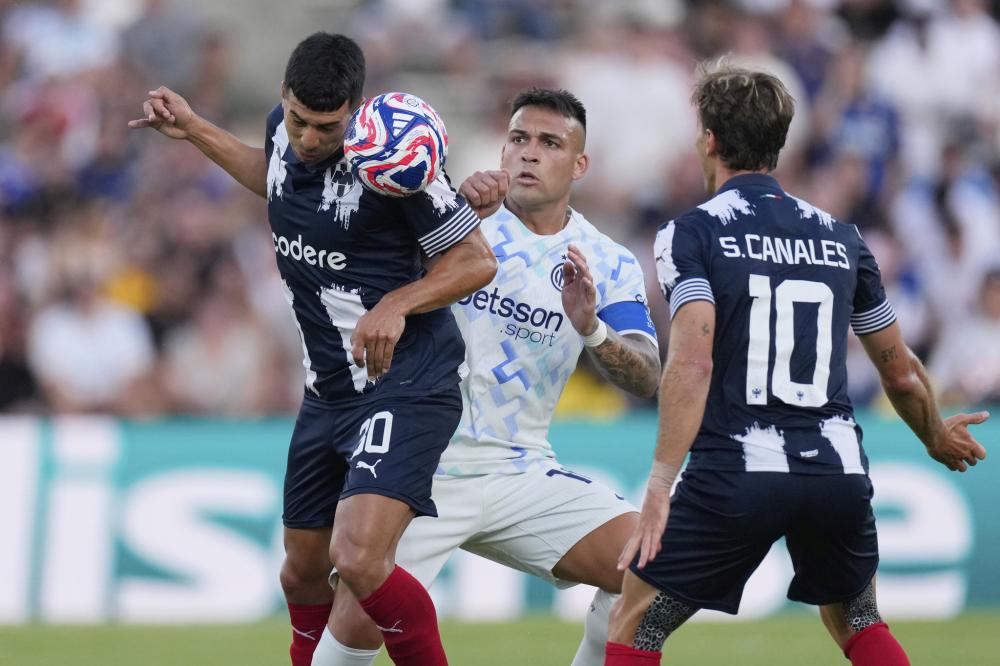 纳尼：曼联需要引进中场，若昂·内维斯是绝佳人选